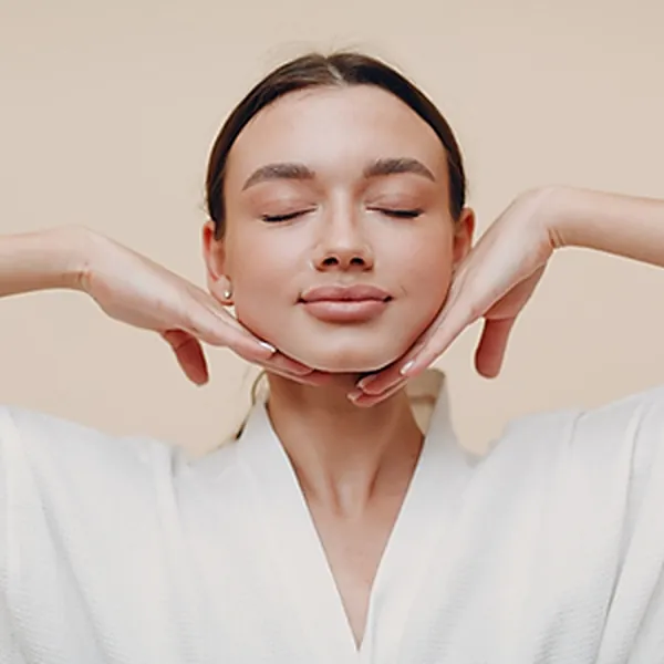 Rejuvenescimento Facial — Dra. Raisa Resende